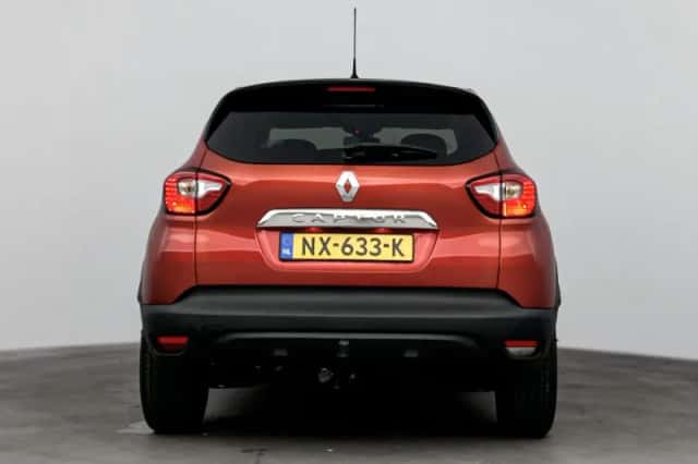 Renault Captur (2017) thumbnail 3