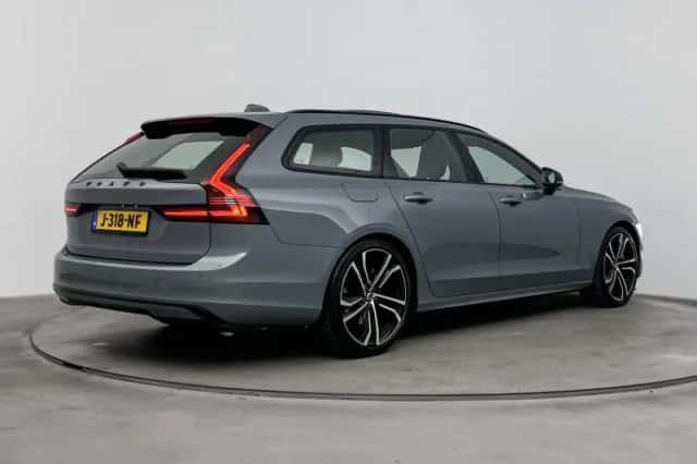 Volvo V90 (2020) thumbnail 4