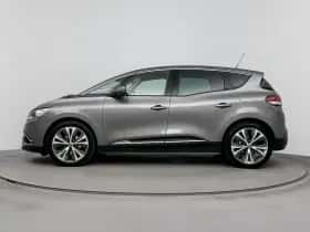 Renault Scénic (2017) thumbnail 2