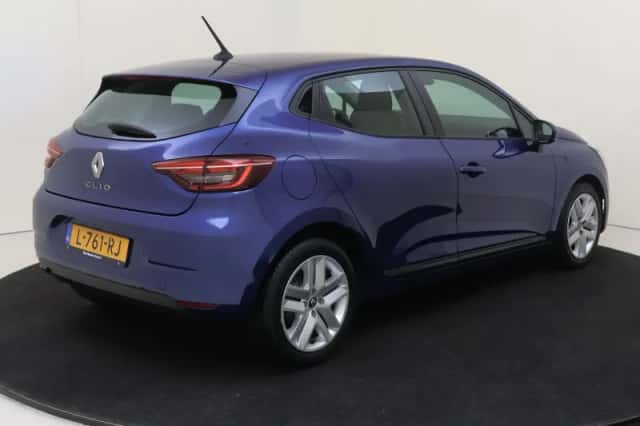 Renault Clio (2021) thumbnail 5