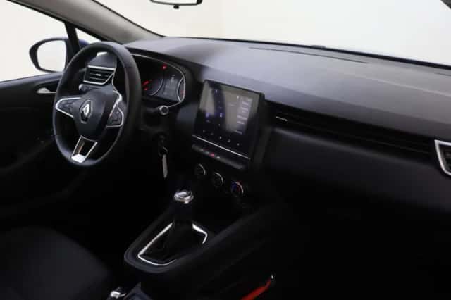 Renault Clio (2021) thumbnail 6