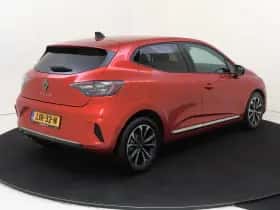 Renault Clio (2025) thumbnail 4