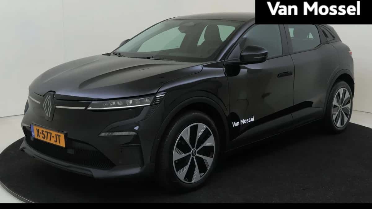 Renault Mégane E-Tech (2024) — foto 1