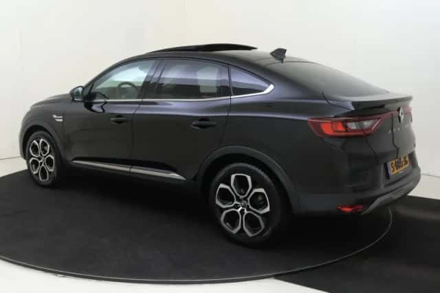 Renault Arkana (2023) thumbnail 4