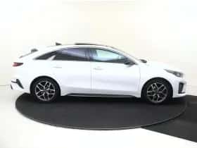 Kia Proceed (2020) thumbnail 9