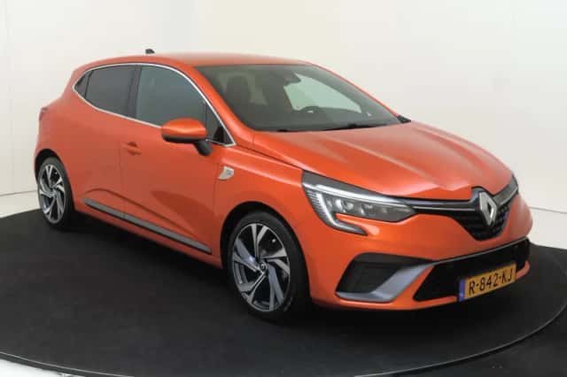Renault Clio (2022) thumbnail 3
