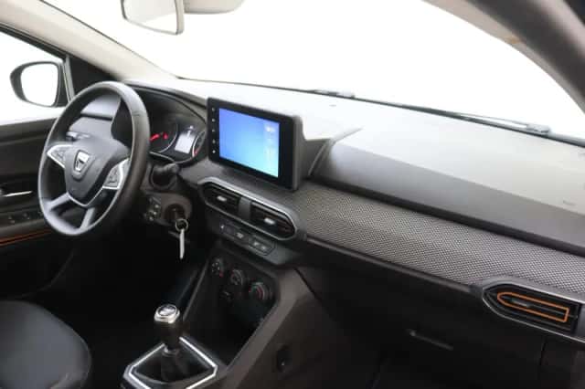 Dacia Sandero (2022) thumbnail 6