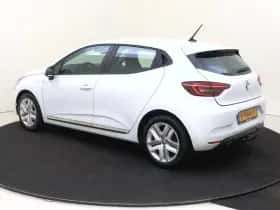 Renault Clio (2021) thumbnail 3