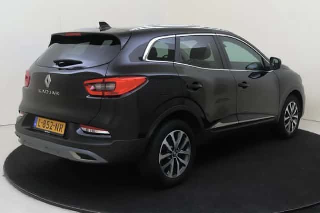 Renault Kadjar (2021) thumbnail 5
