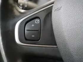 Renault Captur (2018) thumbnail 13