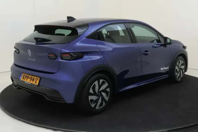 Renault Clio (2026) thumbnail 4