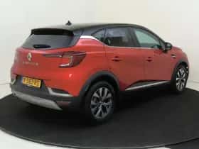 Renault Captur (2021) thumbnail 4