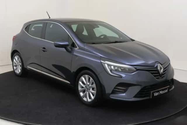 Renault Clio (2022) thumbnail 2