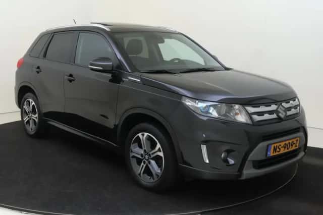 Suzuki Vitara (2017) thumbnail 3