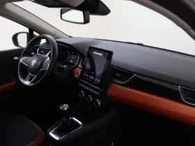 Renault Captur (2021) thumbnail 5