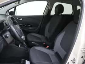 Renault Captur (2017) thumbnail 15