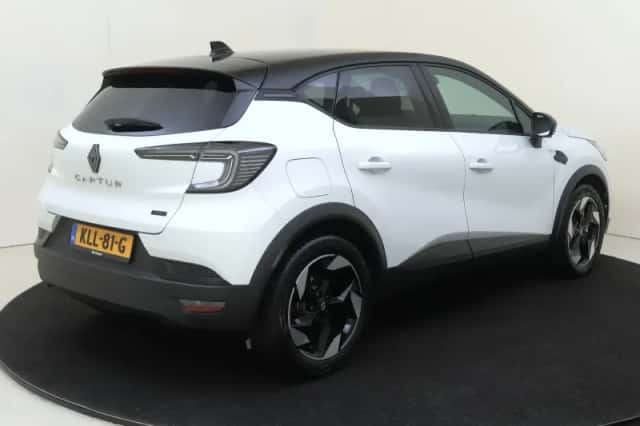 Renault Captur (2025) thumbnail 5