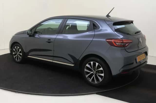 Renault Clio (2020) thumbnail 4