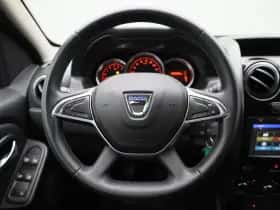 Dacia Duster (2017) thumbnail 7