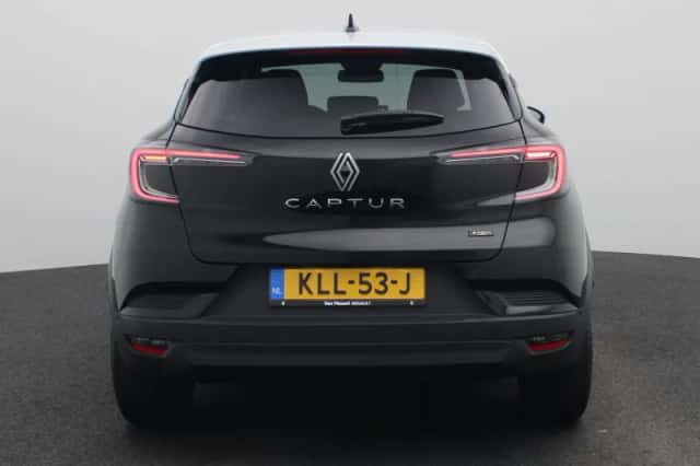 Renault Captur (2025) thumbnail 5