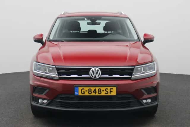 Volkswagen Tiguan (2018) thumbnail 3