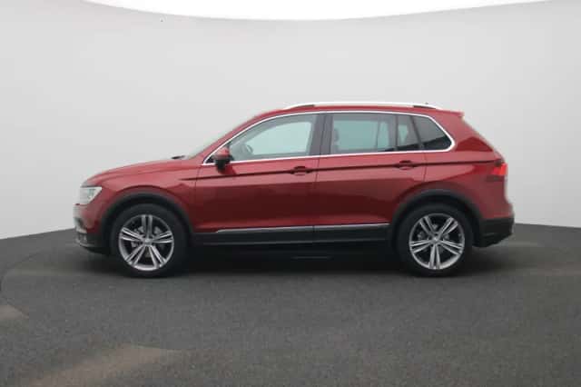 Volkswagen Tiguan (2018) thumbnail 4