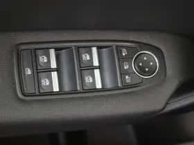 Renault Captur (2021) thumbnail 24