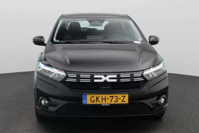 Dacia Sandero (2024) thumbnail 3