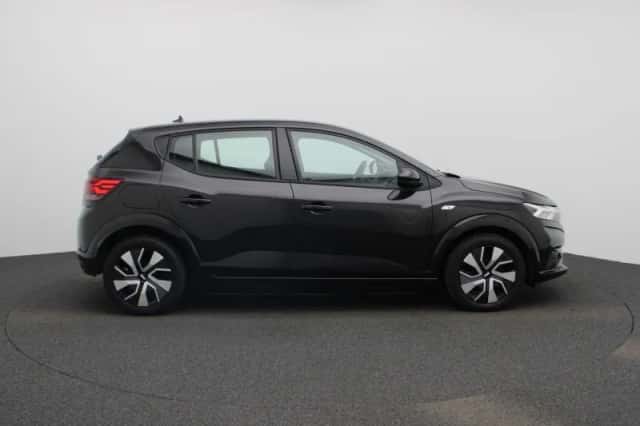 Dacia Sandero (2024) thumbnail 6
