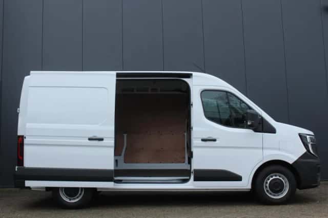 Renault Master (2025) thumbnail 5