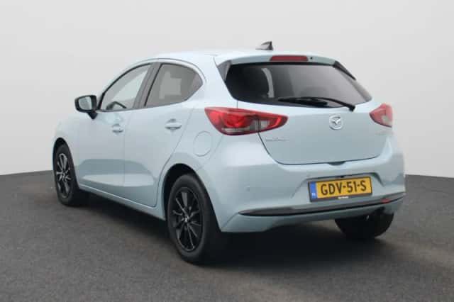 Mazda 2 (2024) thumbnail 2