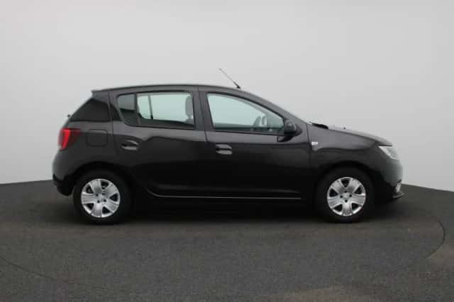 Dacia Sandero (2017) thumbnail 6