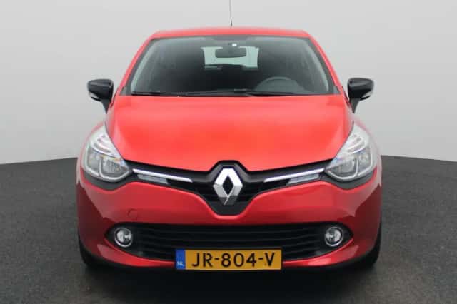 Renault Clio (2016) thumbnail 3