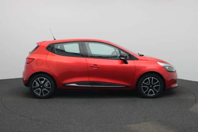 Renault Clio (2016) thumbnail 6