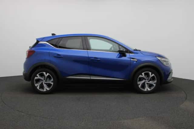 Renault Captur (2022) thumbnail 6