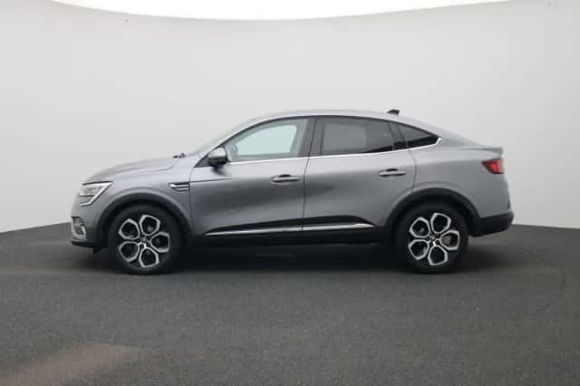 Renault Arkana (2023) thumbnail 4