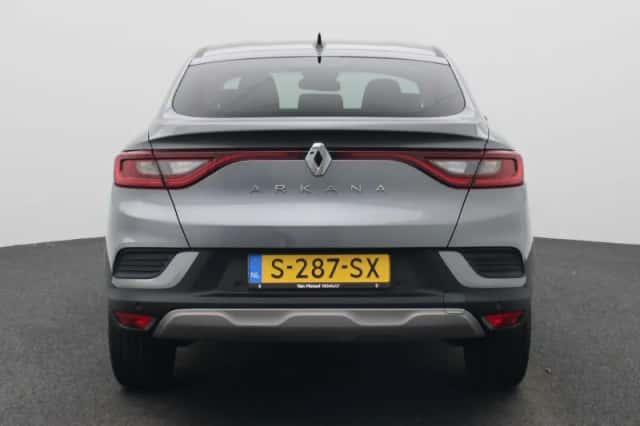 Renault Arkana (2023) thumbnail 5