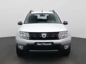 Dacia Duster (2017) thumbnail 3