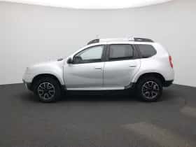 Dacia Duster (2017) thumbnail 4