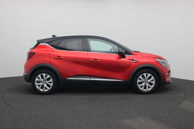 Renault Captur (2021) thumbnail 6
