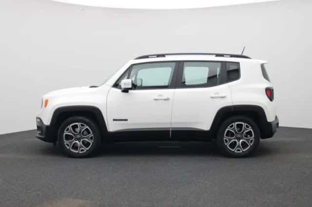 Jeep Renegade (2018) thumbnail 4