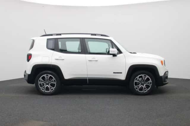 Jeep Renegade (2018) thumbnail 6