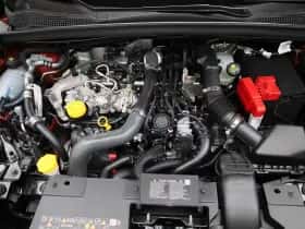 Renault Captur (2024) thumbnail 31