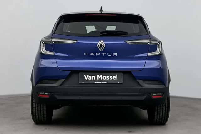 Renault Captur (2025) thumbnail 3