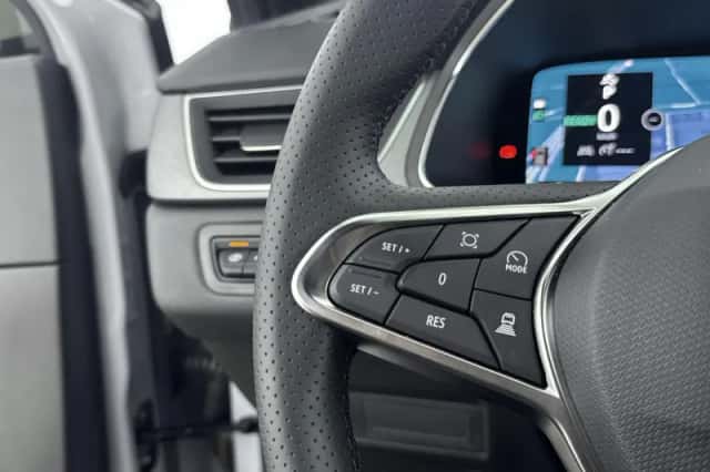 Renault Captur (2025) thumbnail 6