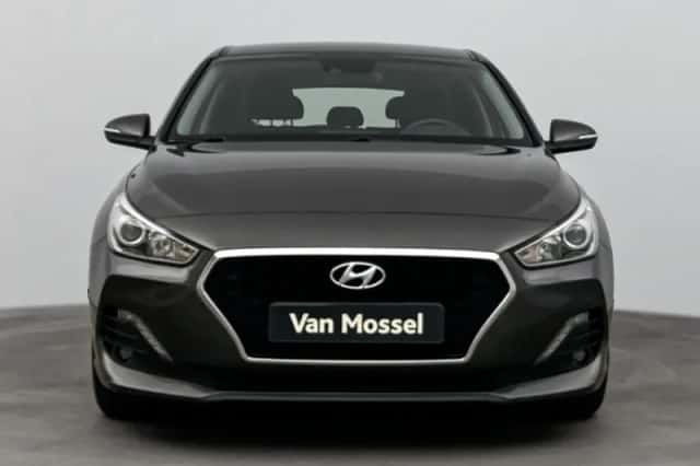 Hyundai i30 (2019) thumbnail 5