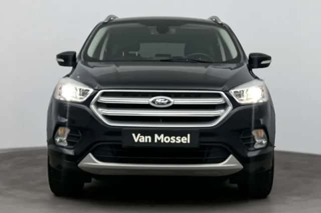 Ford Kuga (2017) thumbnail 5