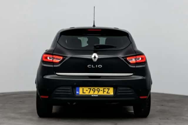 Renault Clio (2017) thumbnail 3