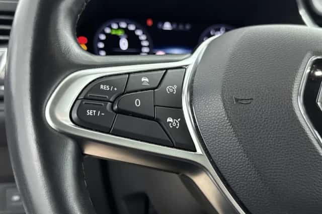 Renault Captur (2021) thumbnail 6