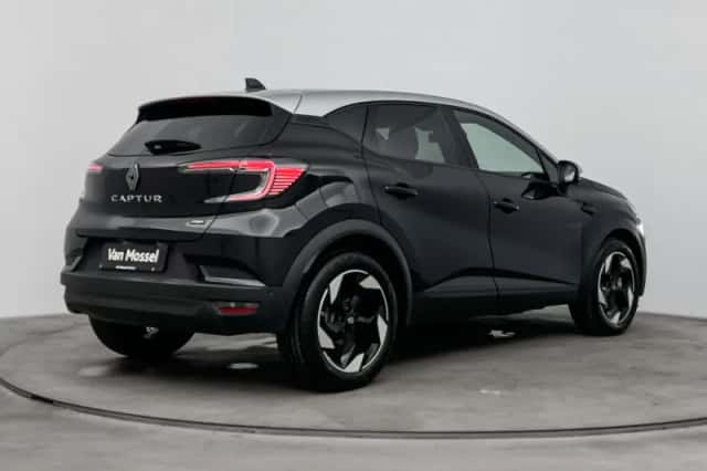 Renault Captur (2025) thumbnail 4